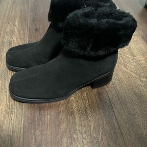New La Canadienne Black Suede Fur Cuff Zip Ankle Black Boots